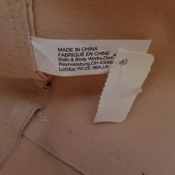 Bath & Body Works Pink Blush Metalic Tote Bag.... - Picture 16 of 16